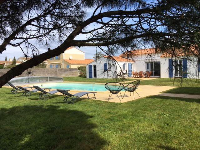 Gite Avec Piscine Privative L'Aiguillon-sur-Vie ภายนอก รูปภาพ